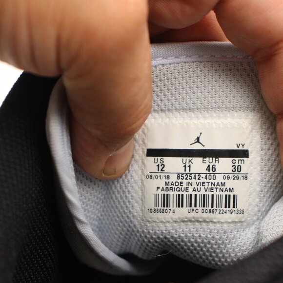 Nike Air Jordan Men's 12 Deep Royal Blue Leather Athletic Sneakers 852542-400 - Picture 3 of 10